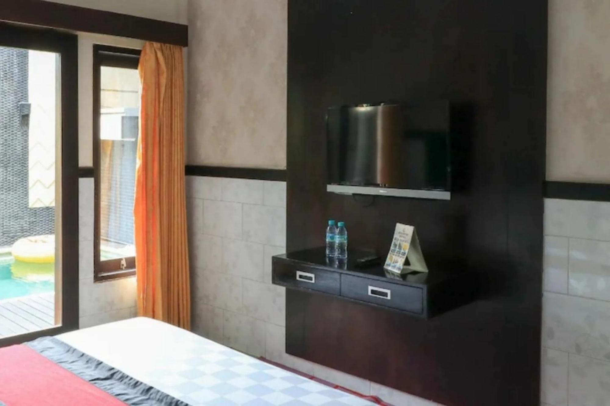 Antara Sunset Road Legian Exterior foto